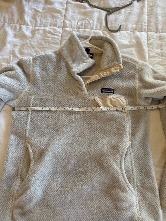 Patagonia Re-Tool Snap-T Pullover in light gray - Picture 6 of 10